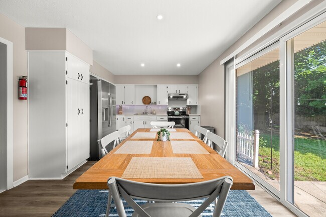 Foto del edificio - 4169 Morton Ln
