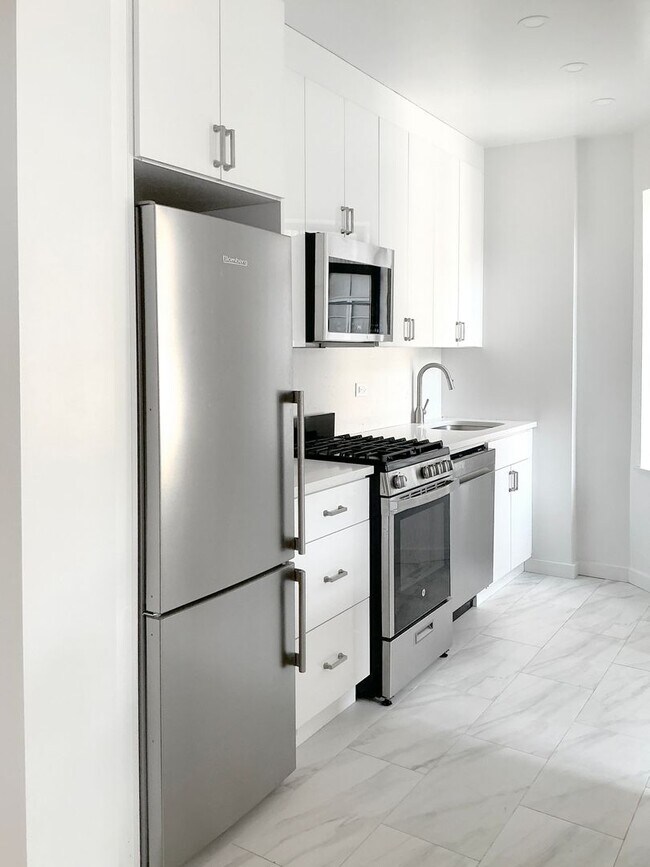 Foto del edificio - The Leslie — A Private Garden Enclave for the Modern New Yorker