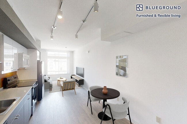 Building Photo - 5200 Iron Horse Pkwy