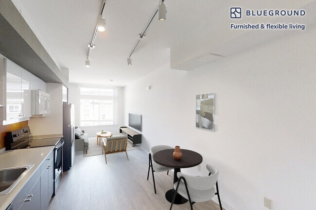 Building Photo - 5200 Iron Horse Pkwy