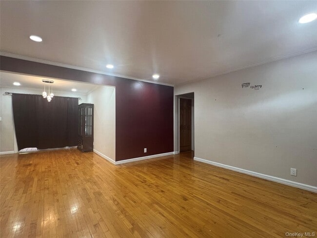 Building Photo - 694 Blackstone Ave