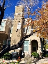 Building Photo - 10001 Peace Way