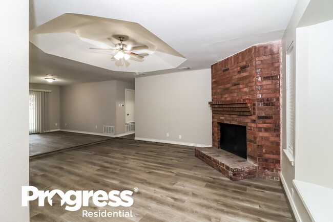 Building Photo - 6401 Springfield Dr