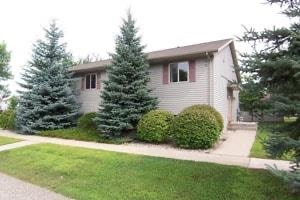 Primary Photo - 1535 E Bellows St