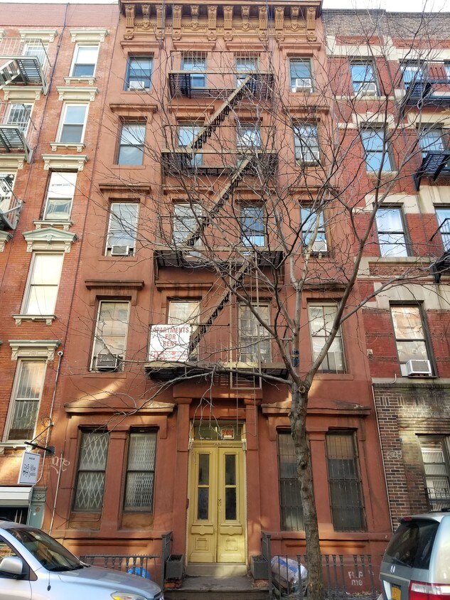 Primary Photo - 340 E 9th St