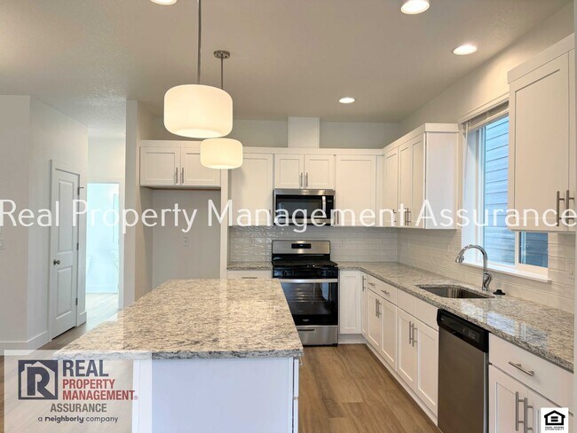 Foto del edificio - 3023 SW Sherman Pl