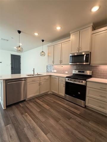 Foto del edificio - 2625 Dodson St