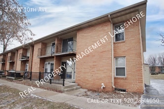 Building Photo - 736 W 10th Ave