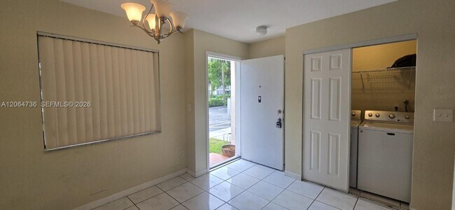 Foto del edificio - 9092 NW 40th St