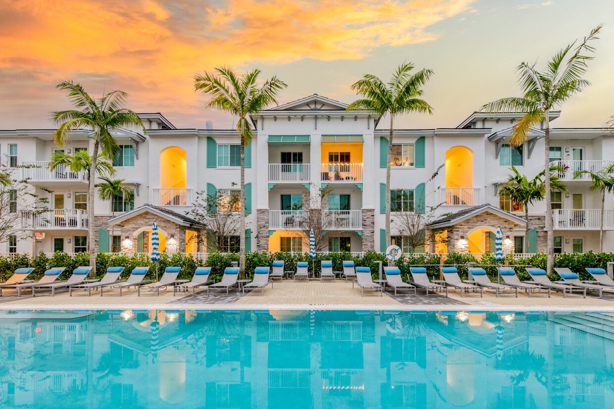 Catch the Florida sunset's by the pool or on your private balcony. - Windsor 335