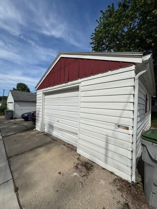 Building Photo - 4363 N 62nd St