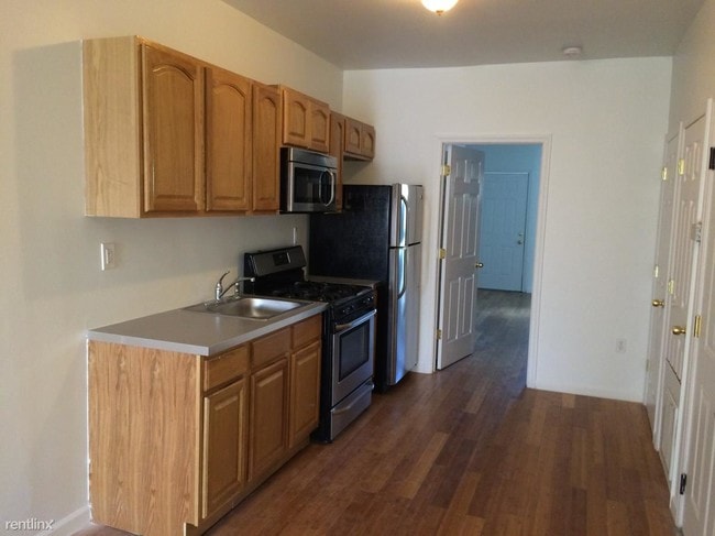 Building Photo - 2 br, 2 bath Apartment - 40 Bowers St