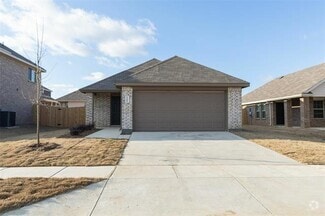 Building Photo - 1706 Swallow Dr