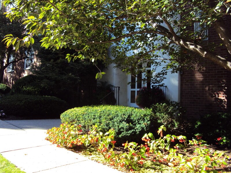 5 Roosevelt Pl Unit 1K, Montclair, NJ 07042 Apartment for Rent in