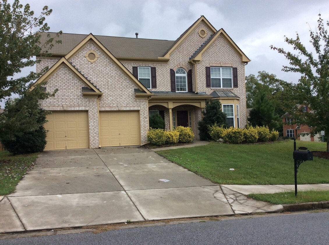 2286 Greenwood Meadows Ln, Douglasville, GA 30135 House Rental in