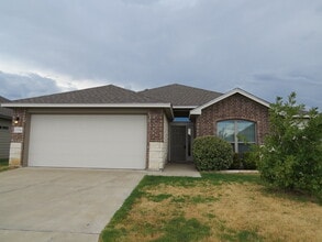 Building Photo - 1304 Lakeway Crossing Dr