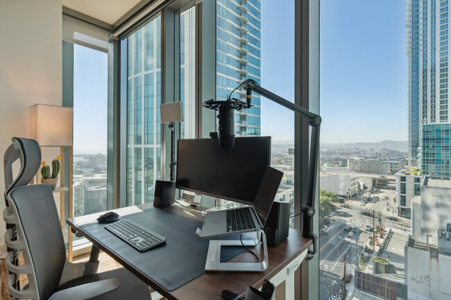 Building Photo - 399 Fremont St