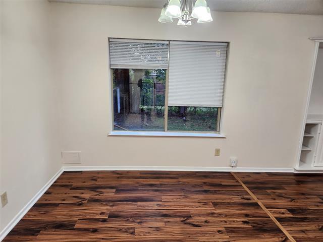 Foto del edificio - 6754 Trail Lake Dr