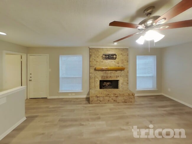 Foto del edificio - 616 Via Miramonte