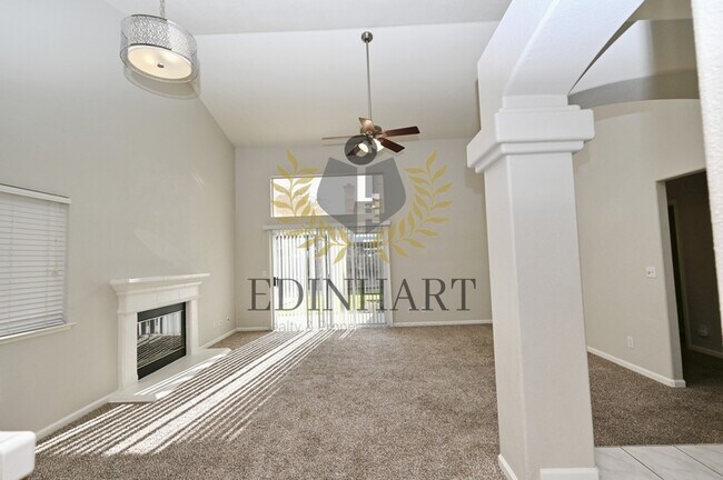 Foto del edificio - 774 Applegate Ave