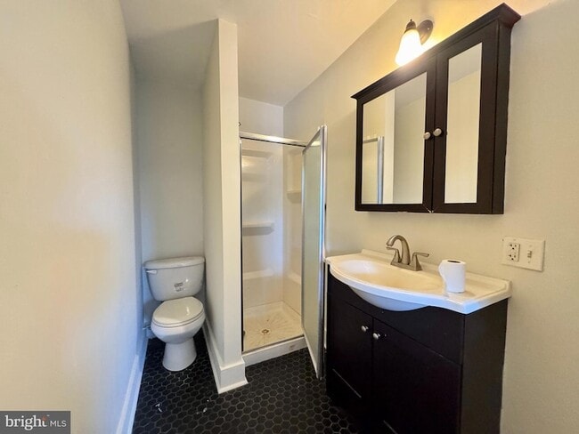 Foto del edificio - 2228 Fairmount Ave