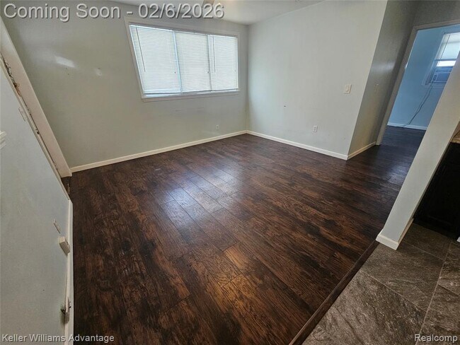 Foto del edificio - 9332 Lamont St