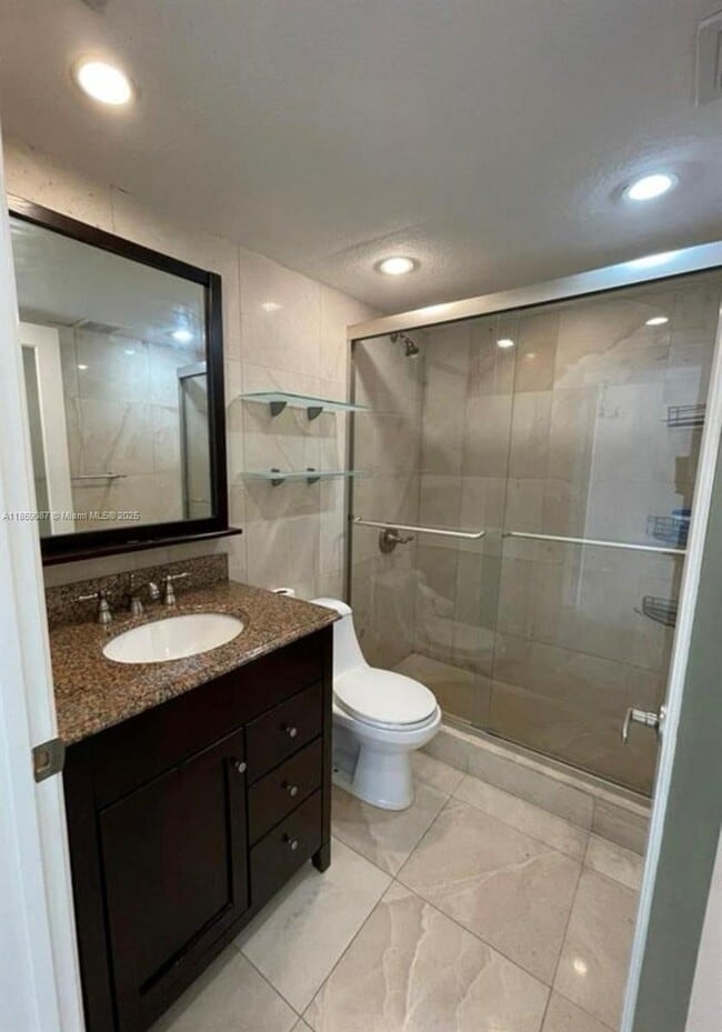 Foto del edificio - 770 Claughton Island Dr