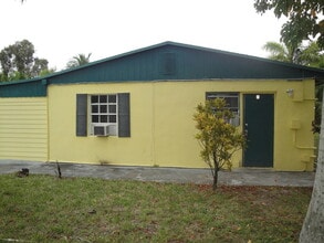 Building Photo - 1101 Summer St