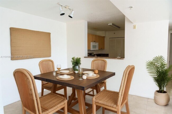 Foto del edificio - 509 E Sheridan St