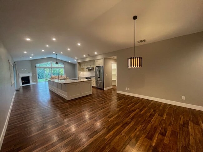 Building Photo - Classic Home with Modern Remodel and Huge Backyard!