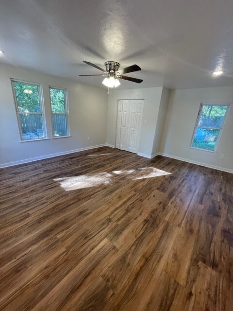 Foto del edificio - 604 S Montgomery St