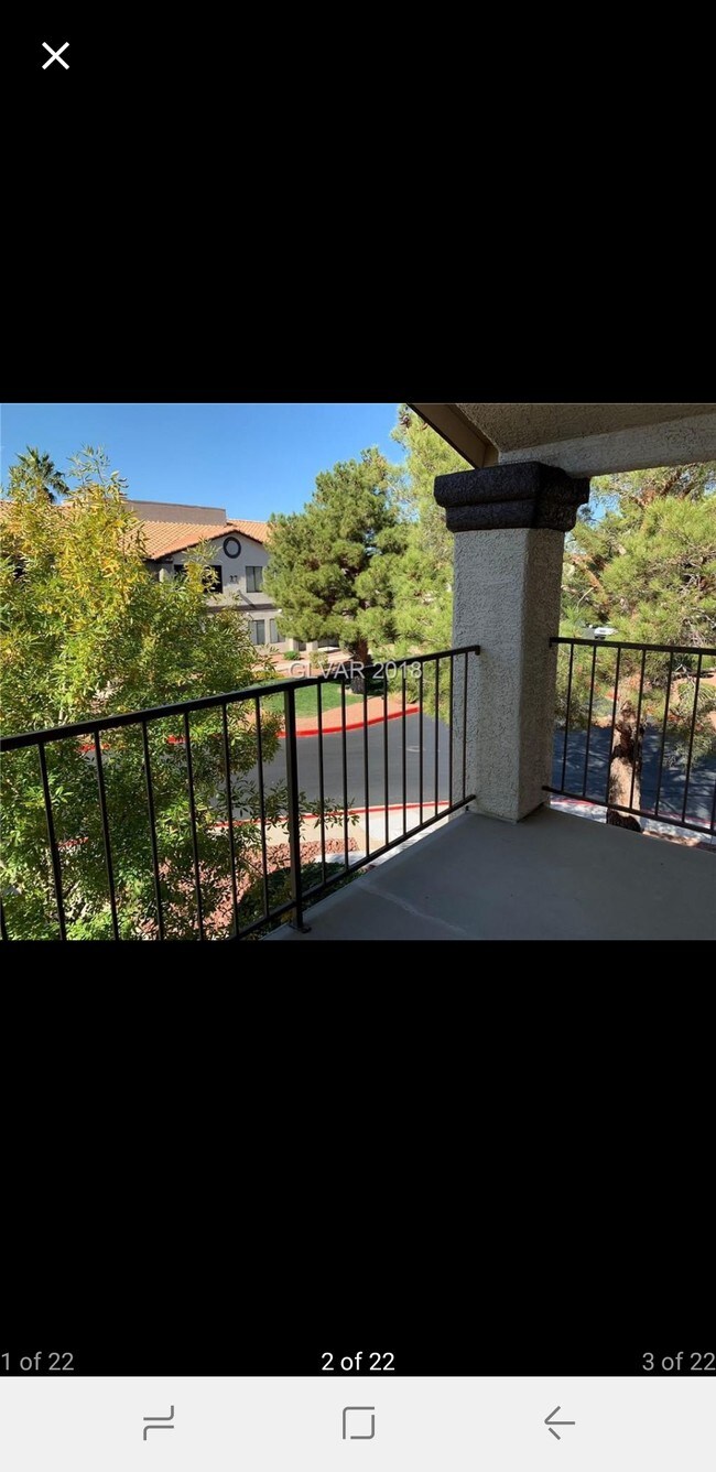 Building Photo - 1575 W Warm Springs Rd