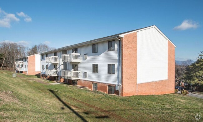 Building Photo - Liberty Manor Apartments