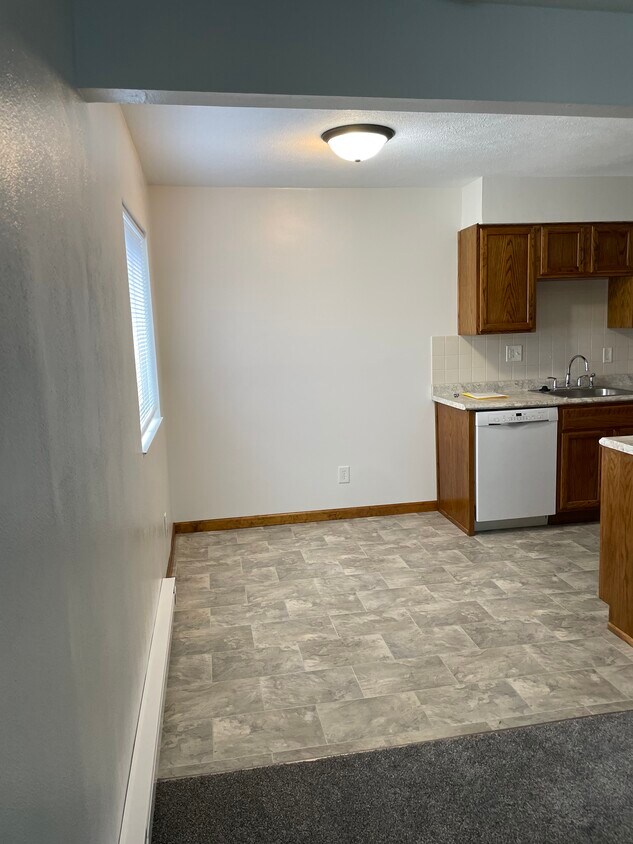 Primary Photo - 2227 Seaman Rd