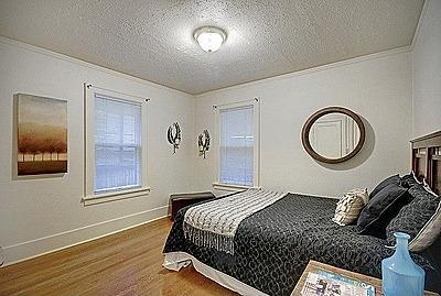 Building Photo - 3 bedroom in Seattle WA 98136
