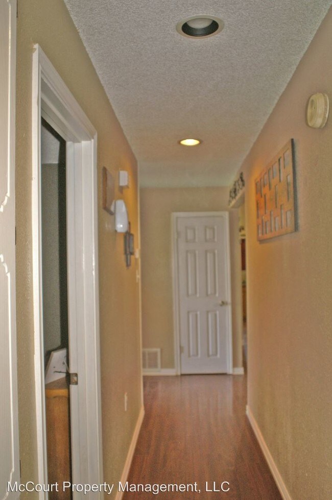 Foto del edificio - 4311 Crenshaw Dr