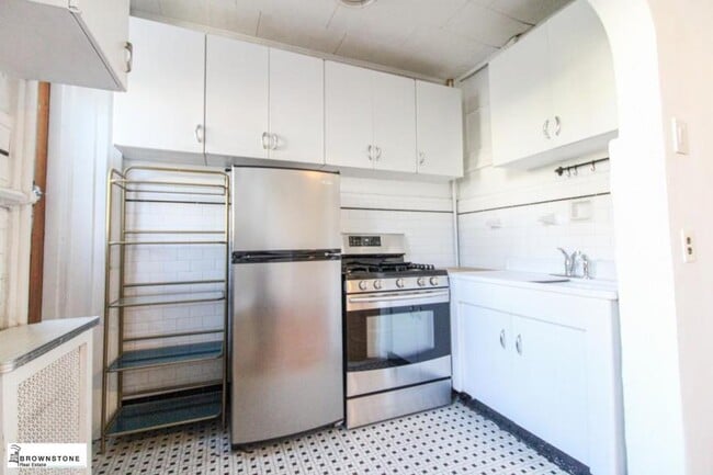Building Photo - 1 bedroom in BROOKLYN NY 11231