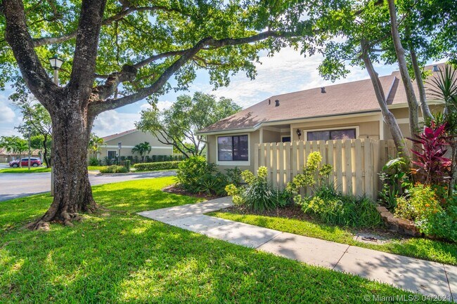 Building Photo - 3588 NW 111th Ave