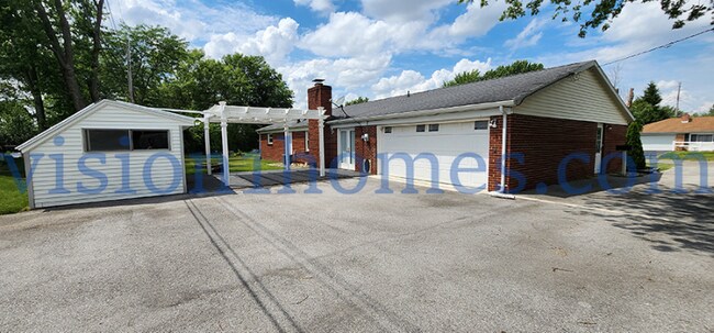 Foto del edificio - 2965 W Market St