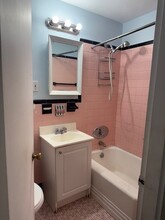 Building Photo - 256 Lowell Ave