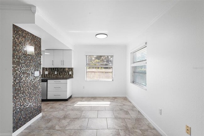 Foto del edificio - 555 62nd St S