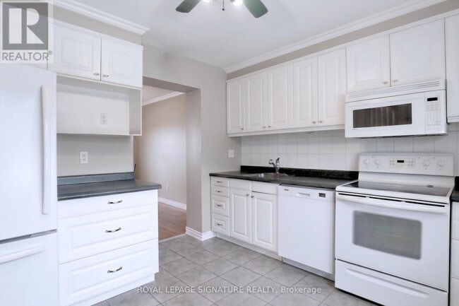 Building Photo - 98 Falconer Dr