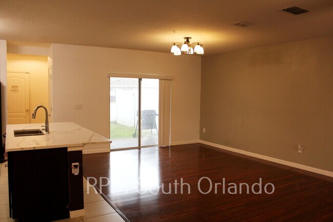 Building Photo - Townhome 3 Bed 2.5 Bath located in Turtle ...