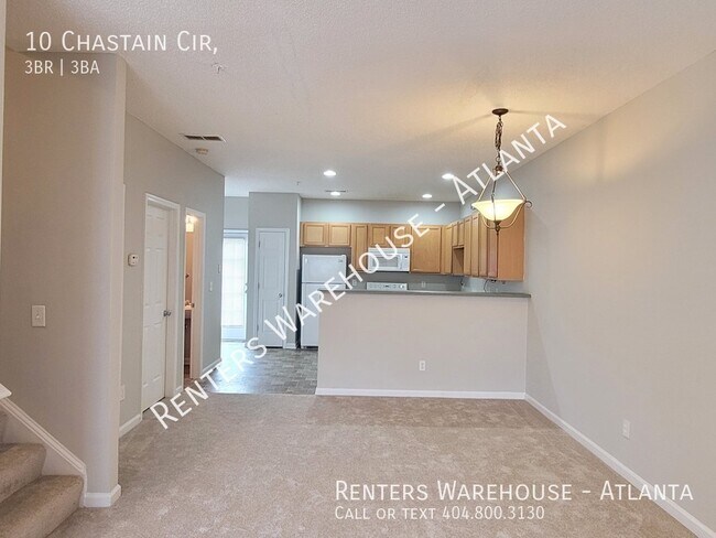 Building Photo - Move In Ready! Spacious 3 Bedroom Townhome...