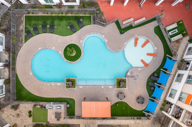 Piscina - The Watson