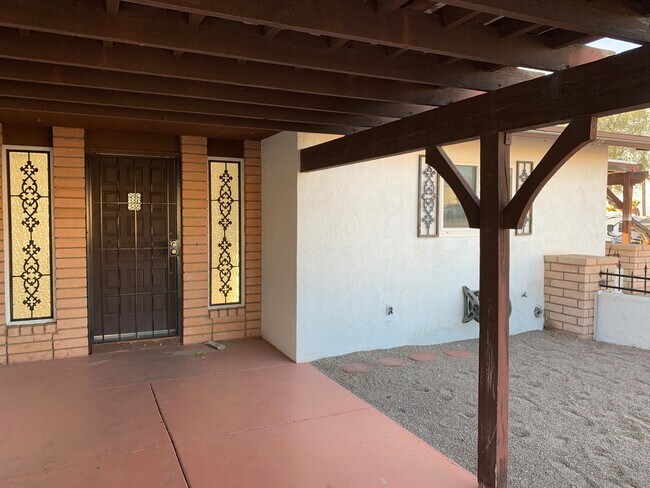 Foto del edificio - Unfurnished Full Time Home