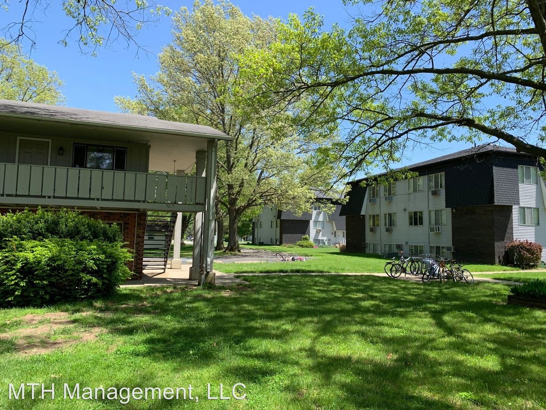 Foto principal - 9766-9846 Rosehill Rd