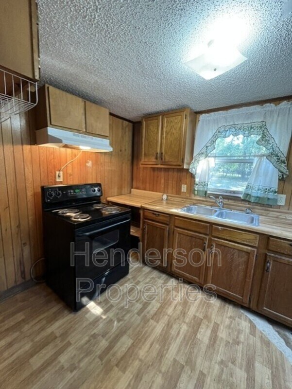 Foto del edificio - 529 Barringer Chapel Rd