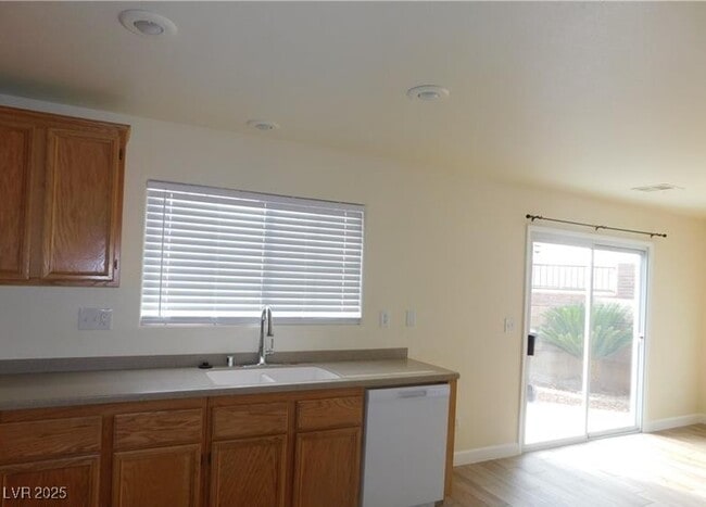 Building Photo - 1173 Paradise Mountain Tr
