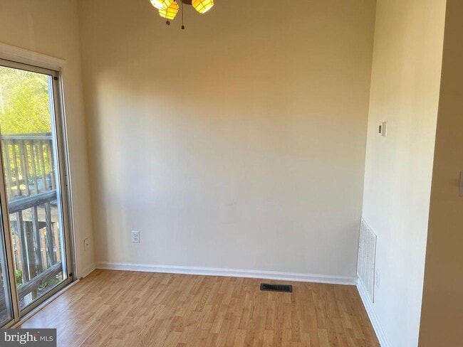 Building Photo - 16150 Taconic Cir